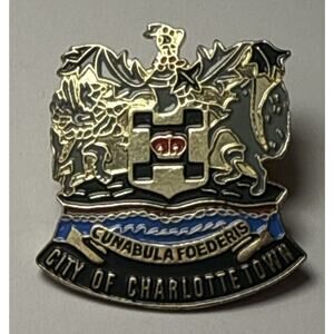 Vintage City Of Charlottetown Cunabula Foederis Lapel Pin PB146